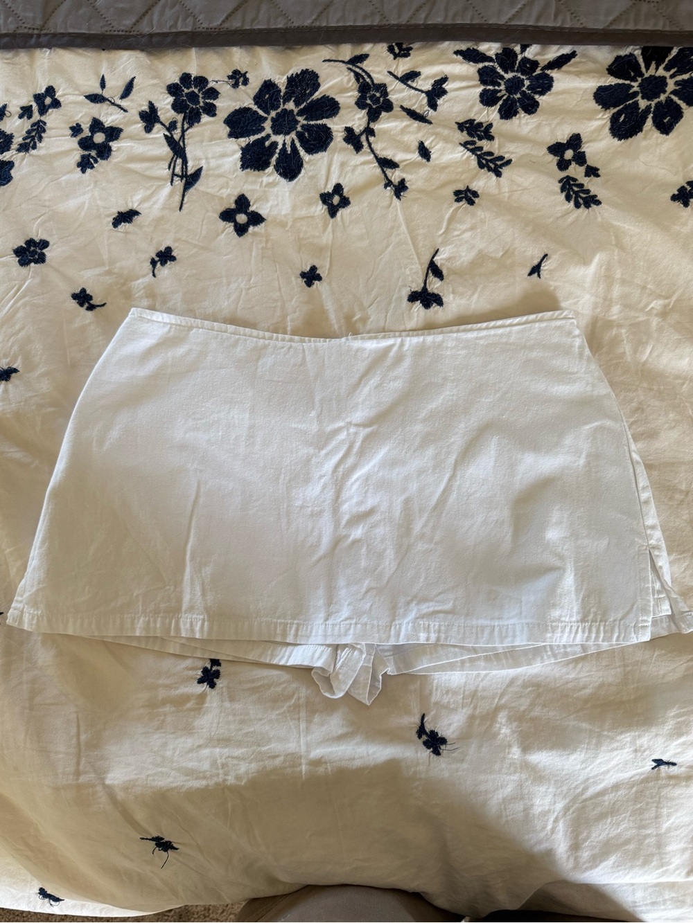 Princess Polly Gigi skort PETITE size 6